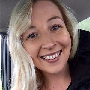 Meet your Posher, Victoria